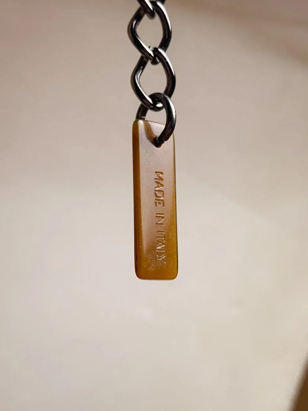 Lafayette 148 New York Large Faux Horn Pebble Modernist Pendant Leather Necklace